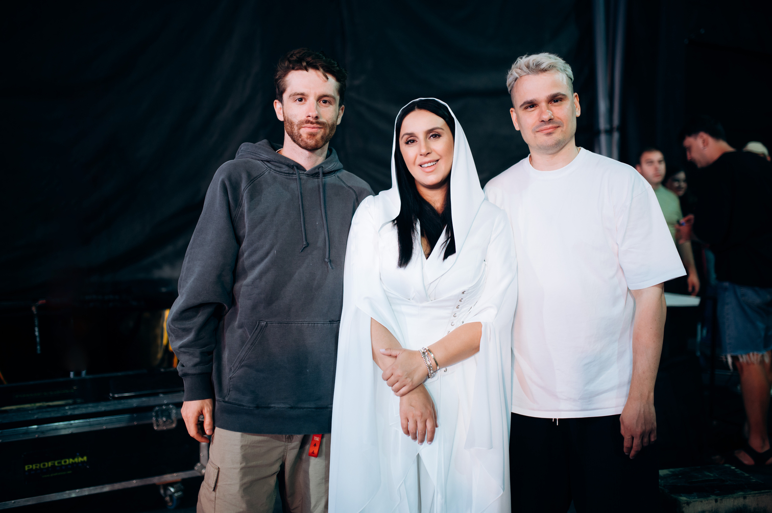 Джамала растрогала сеть архивными кадрами из Крыма: как выглядела певица в юности